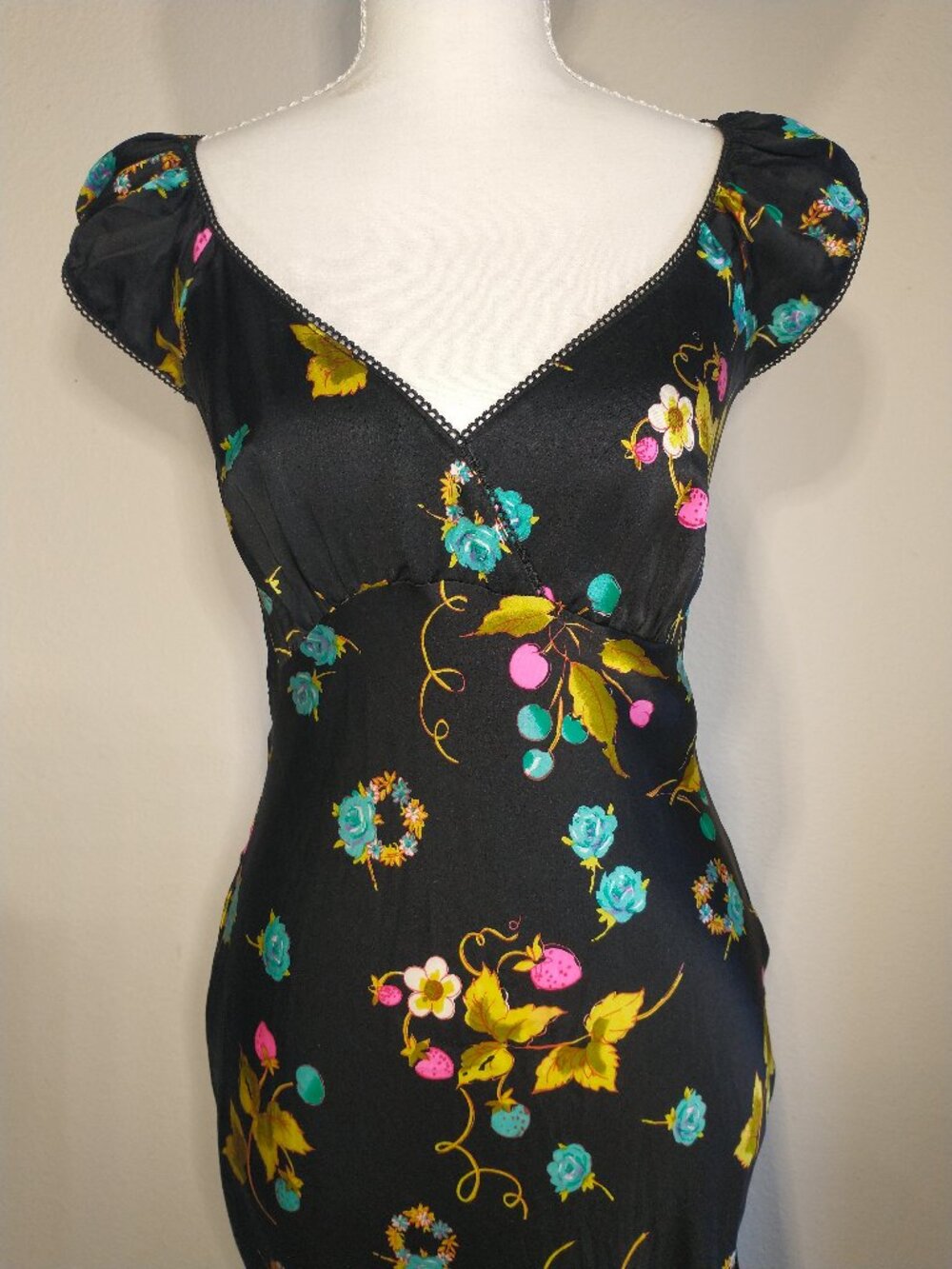 VTG 90s Betsey Johnson Black Silk Cherry Strawberry Floral Fruit Slip Midi Dress - Picture 2 of 16